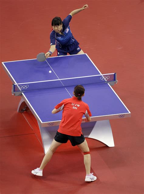 Table tennis .